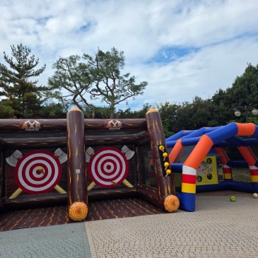 용인에어바운스 용인축제현장 스포츠바운스 축구바운스 도끼에어바운스 대여 현장